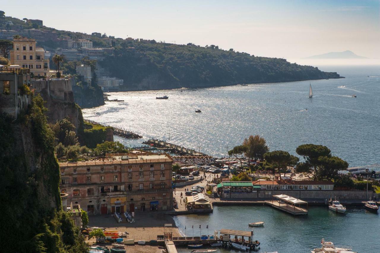 Le Muse Suite Sorrento Exterior photo